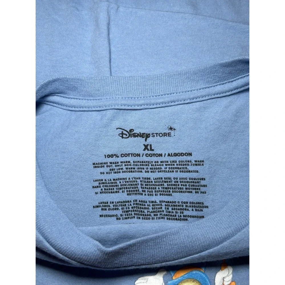 Disney Blue T-Shirt with Walt Disney World Characters Mickey Vacation Sz XL - Picture 2 of 7